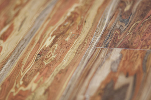 Photo example of beautiful, exotic wood grain